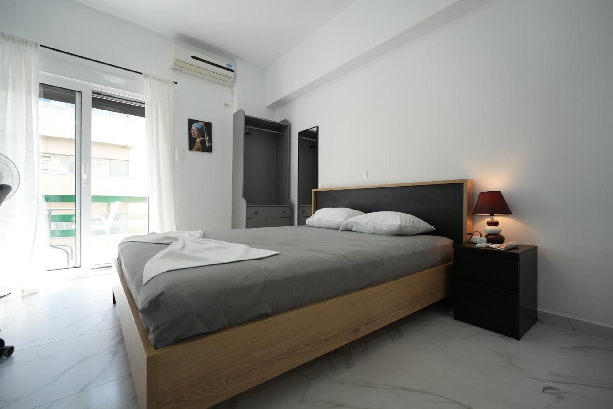 Couples Cozy Seaside Apartment *